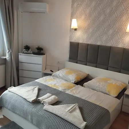 Arya * 科沃布热格